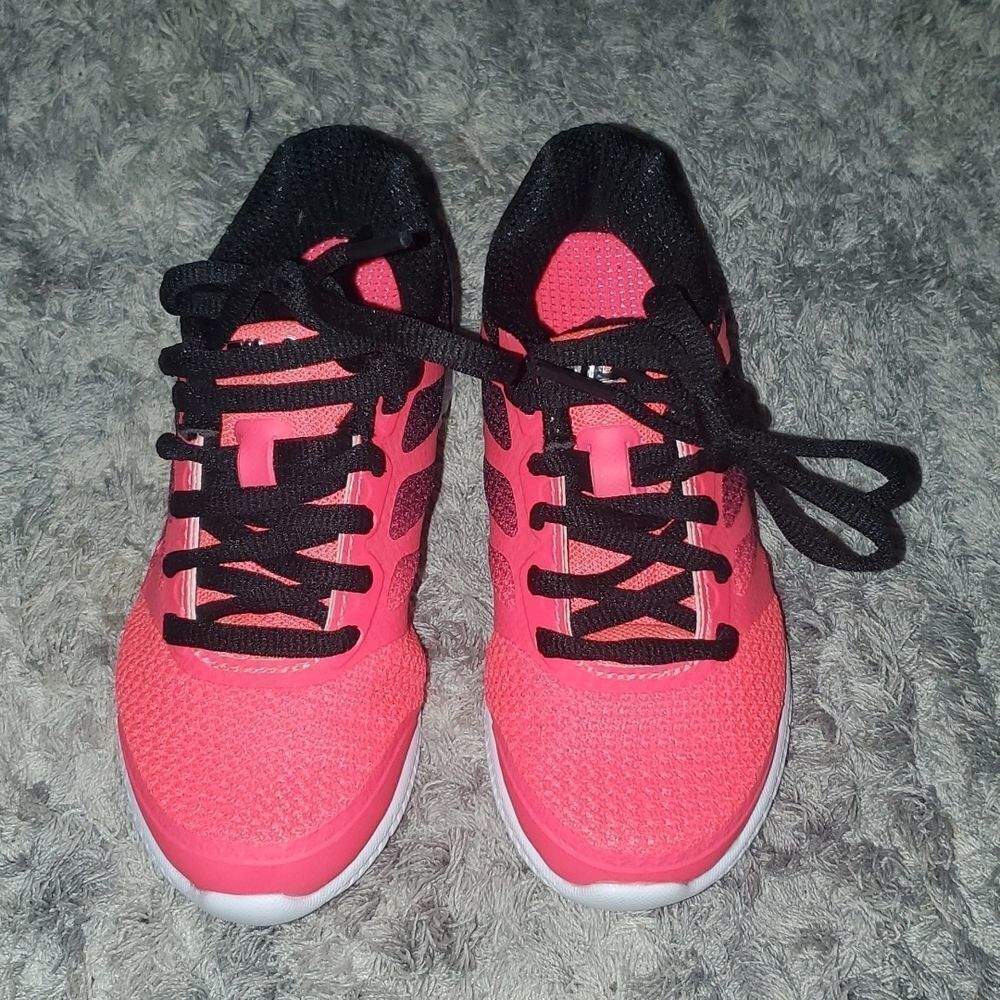 NEW Kids Fila Shoes